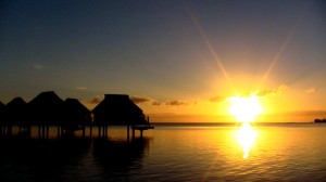 Sunrise_over_Paraoro,_Mo'orea,_French_Polynesia,_28_June,_2012